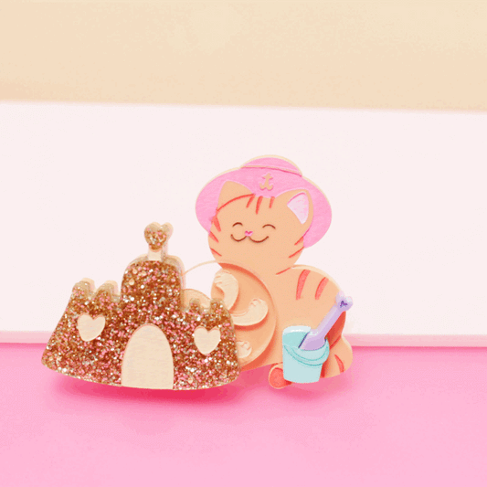 Sandy Paws Brooch