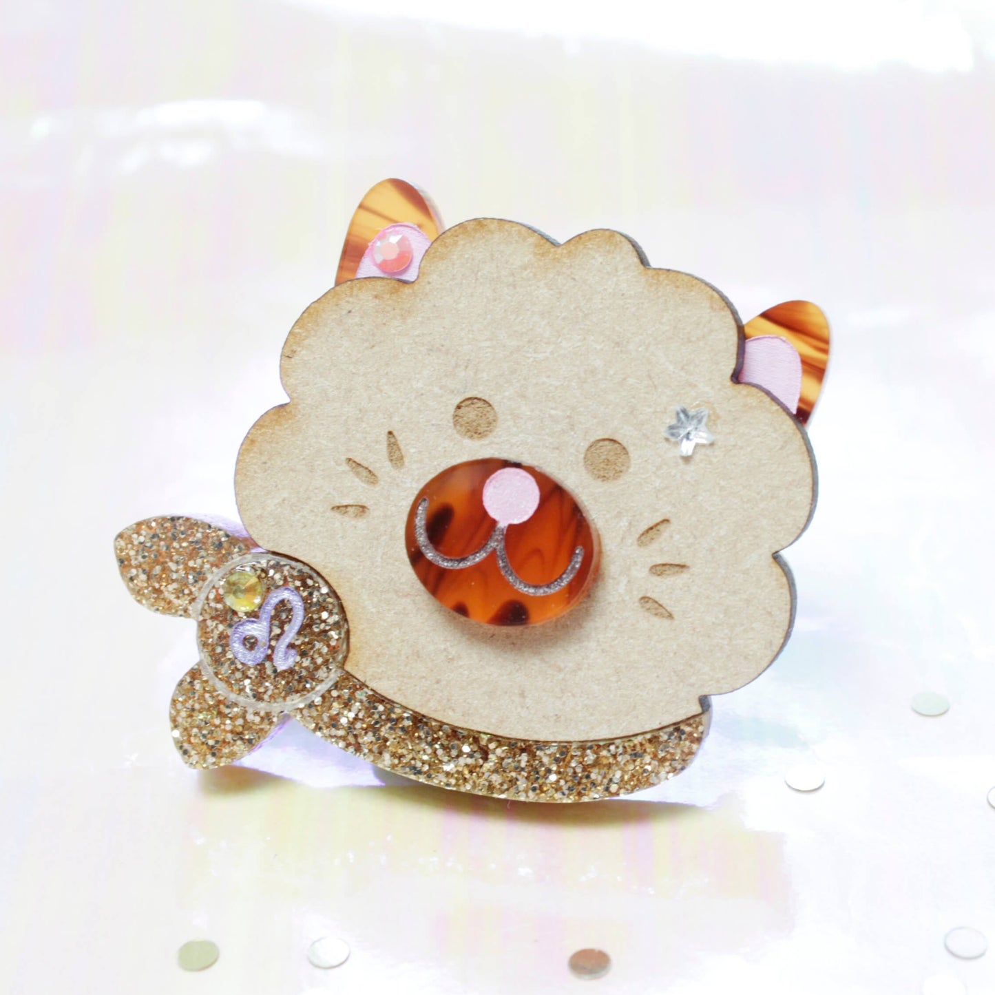 Leo Kitty Brooch