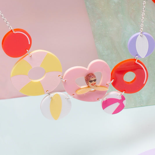 Bathing Beauty Lupe Necklace