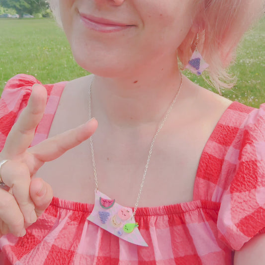 Picnic Necklace